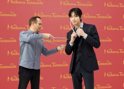 Merlin Entertainments Group's Madame Tussauds Hong Kong - Exciting Debut of Ahn Hyo Seop's New Wax Figure Expected to Fuel "Romantic Proposal" Craze